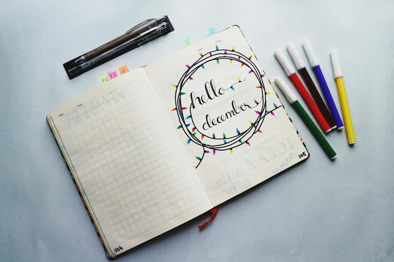 Beginner Guide to Bullet Journaling: Organize Your Life Creatively